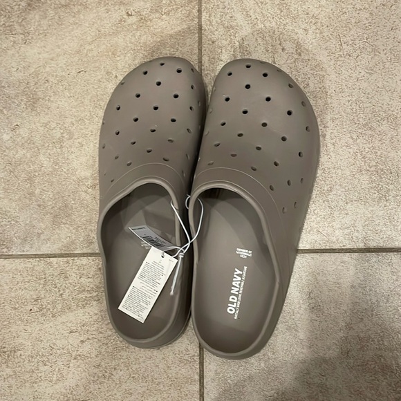 Old Navy Shoes - Old Navy neutral clogs